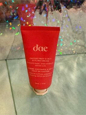 dae Cactus Fruit 3-in-1 Styling Cream